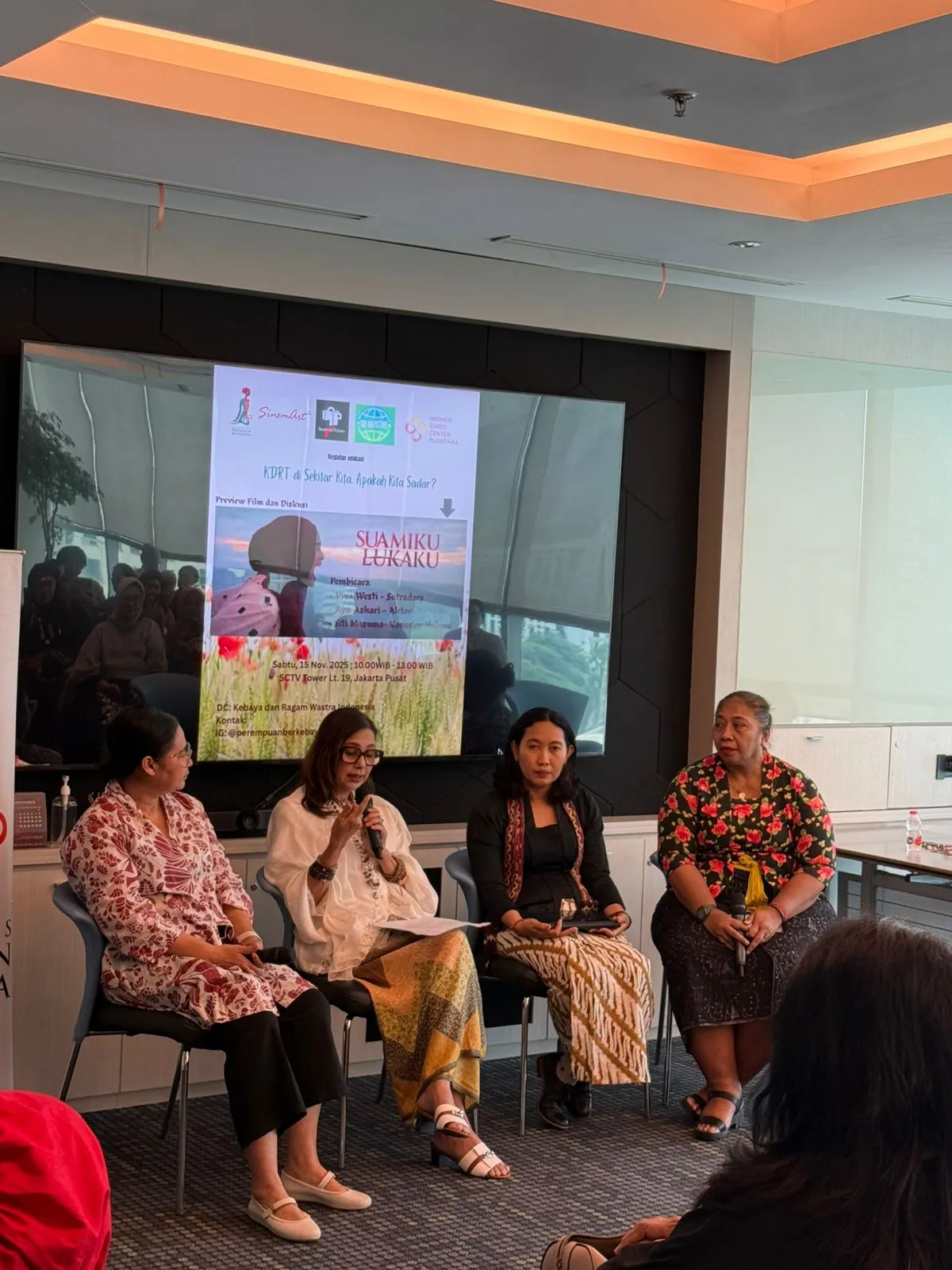 Diskusi Suamiku Lukaku / credit: SinemArt