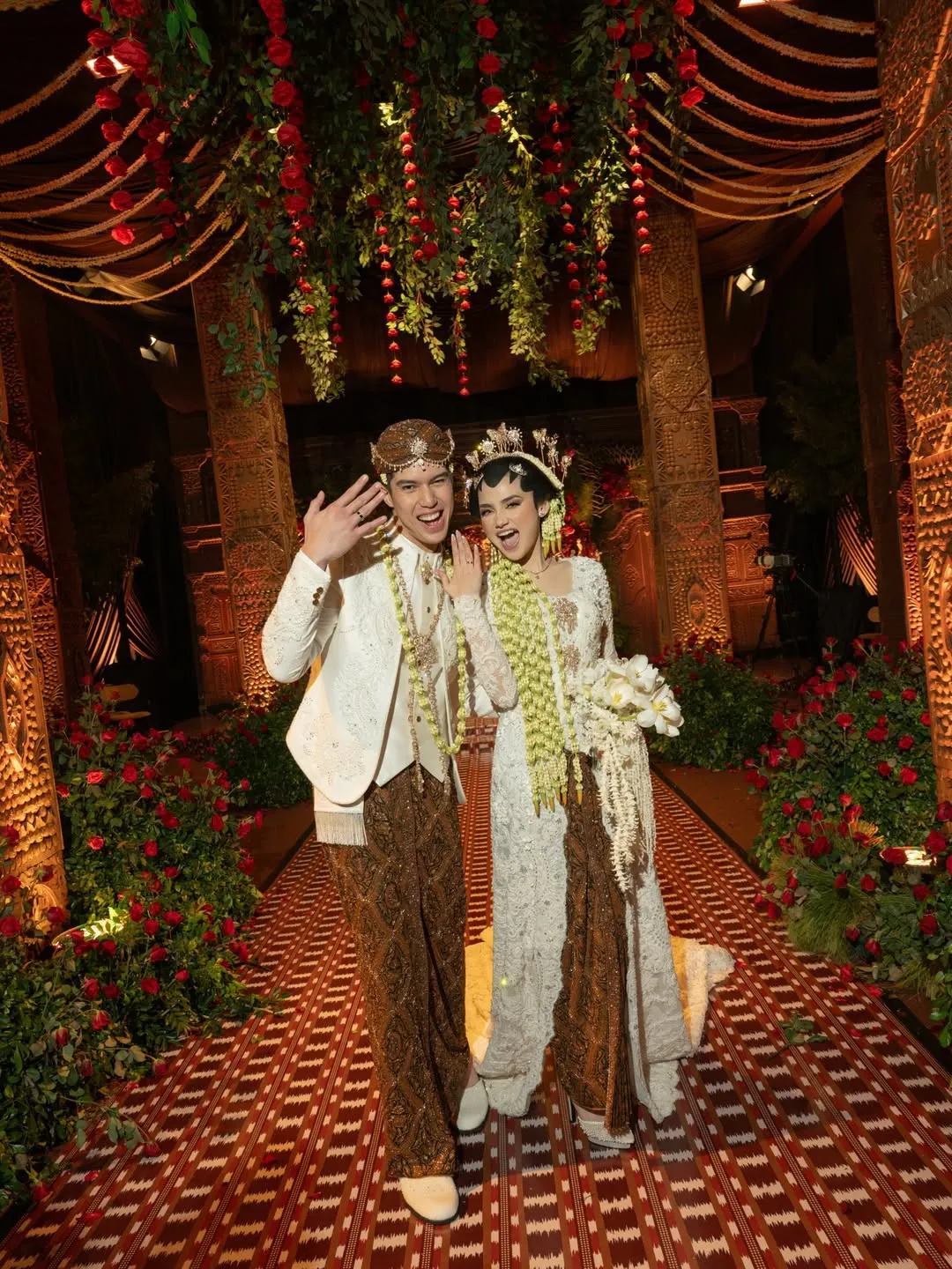El Rumi dan Syifa Hadju tampak bahagia (credit: Instagram/syifahadju)