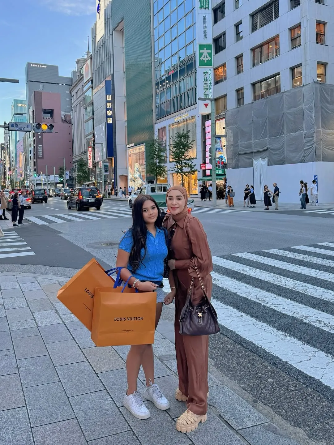 Erin Taulany dan putrinya (credit: instagram.com/erintaulany)
