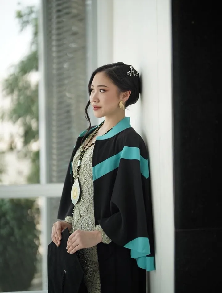 (instagram.com/femmypermatasari)