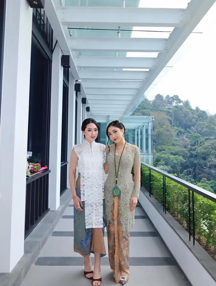 (instagram.com/femmypermatasari)