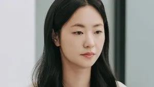 Jeon Yeo Bin (Image by Mydramalist.com).