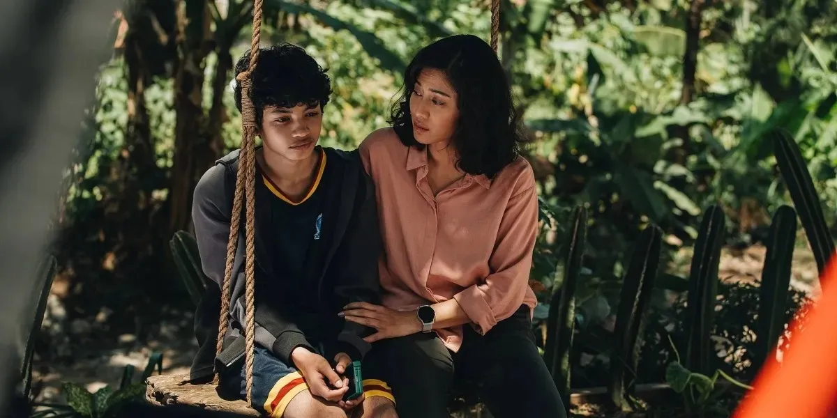 Film ESOK TANPA IBU 2026 (credit: BASE Entertainment)