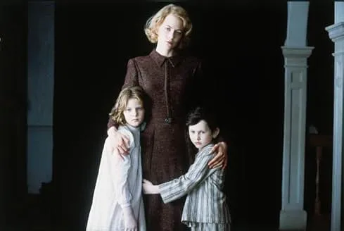 THE OTHERS (2001)