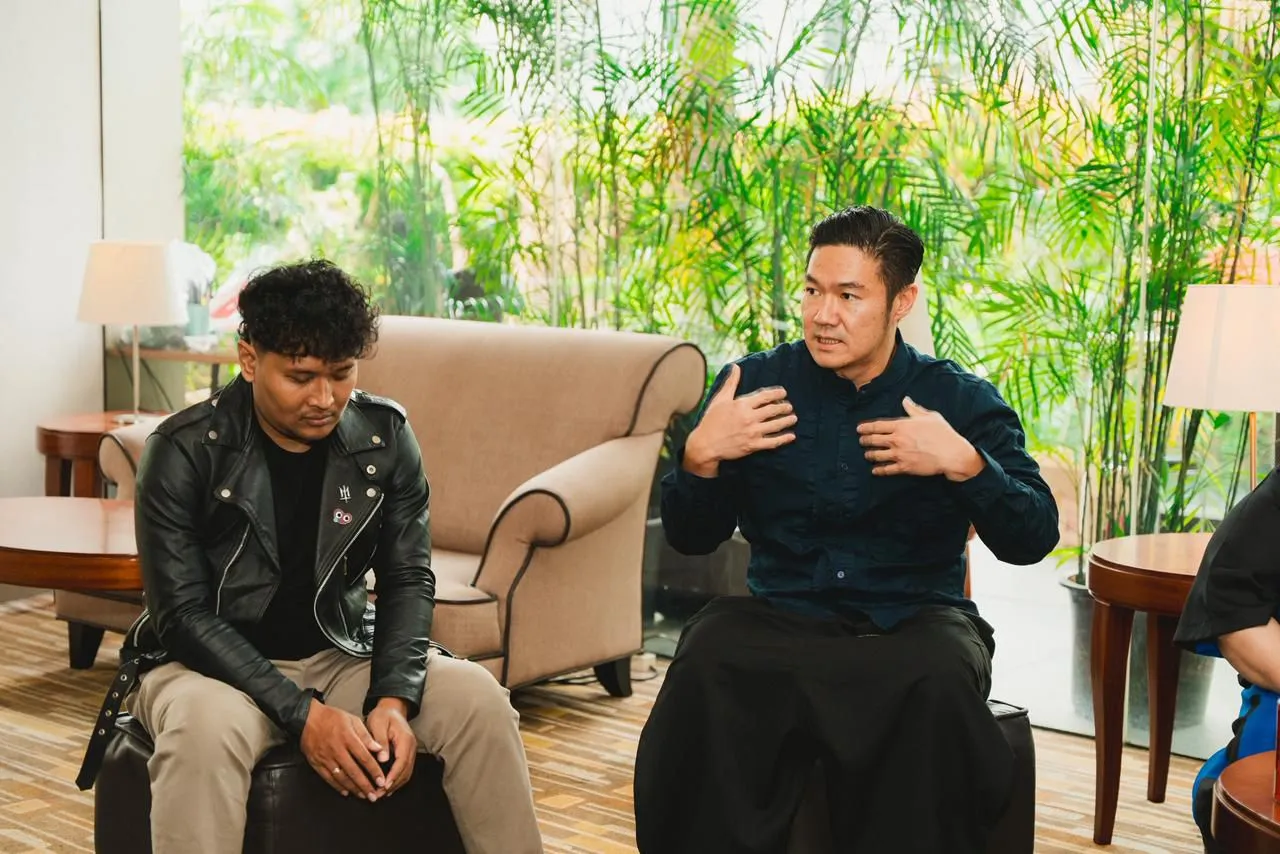 Sutradara Film Pesugihan Sate Gagak (cr:KapanLagi.com/Mathias Purwanto)