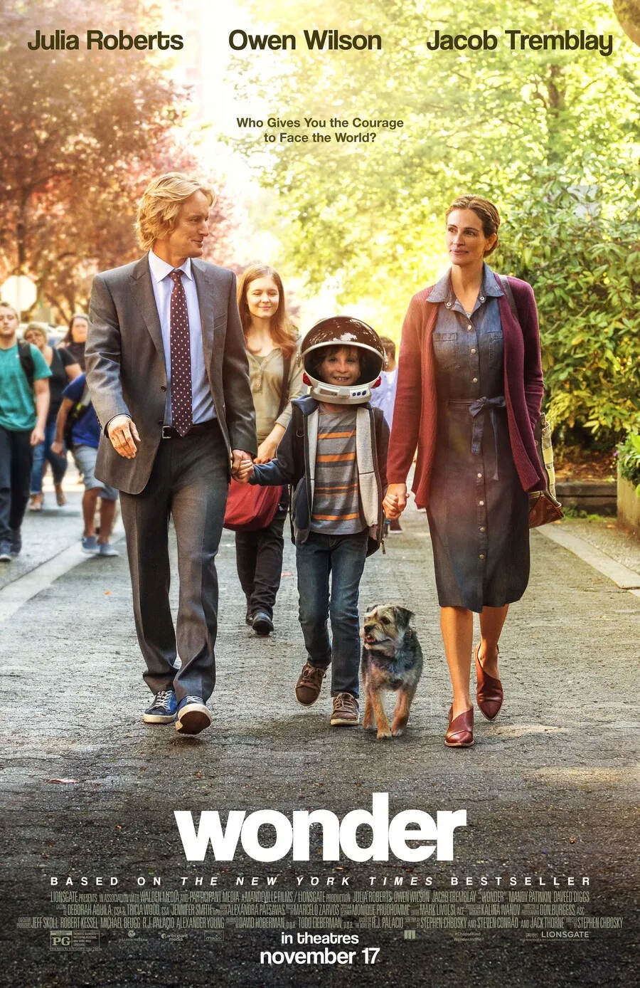 Auggie menunjukkan keberanian menghadapi dunia yang berbeda (credit:imdb)