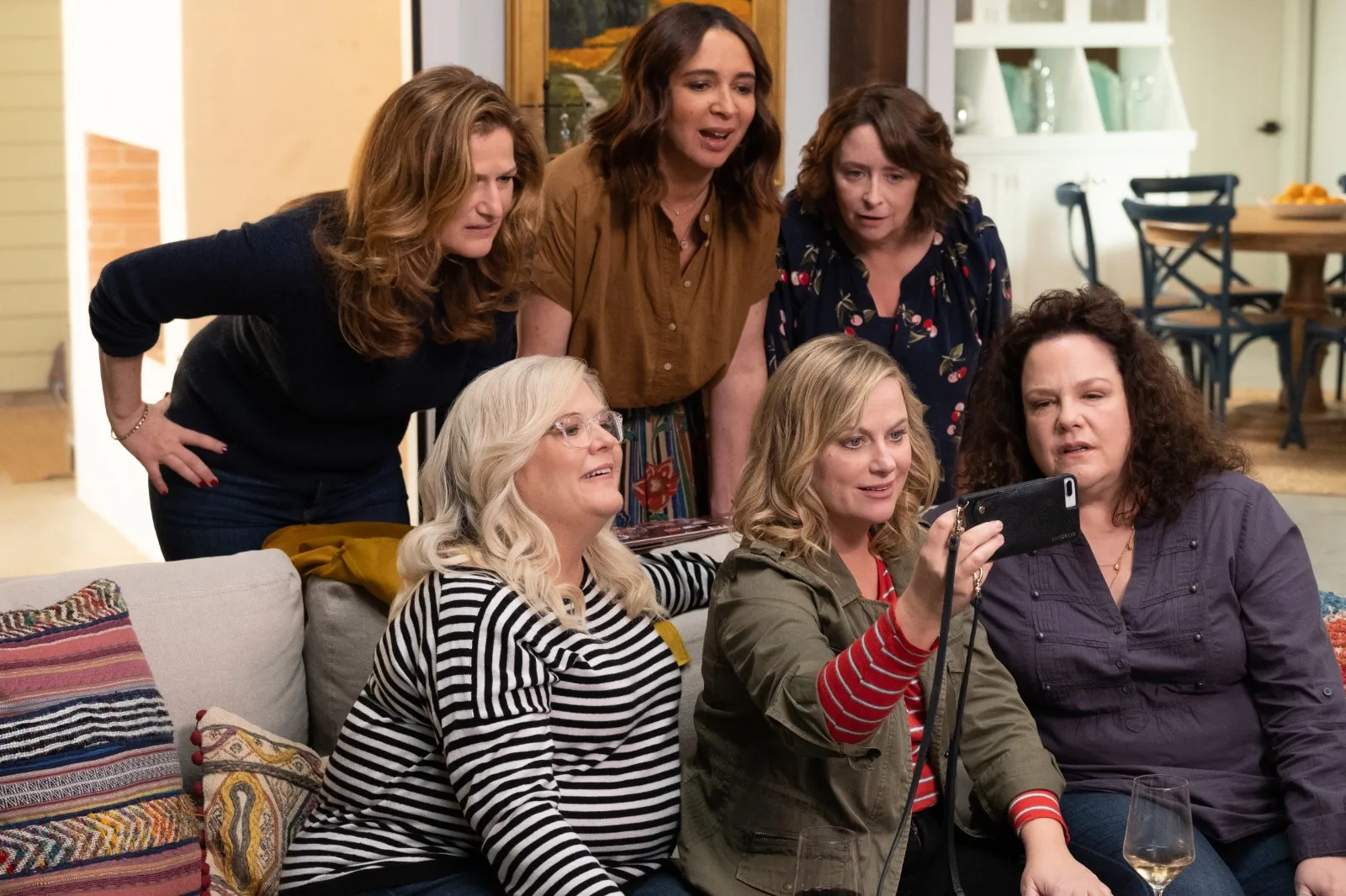 Reuni sahabat penuh tawa di Napa Valley (credit:imdb)