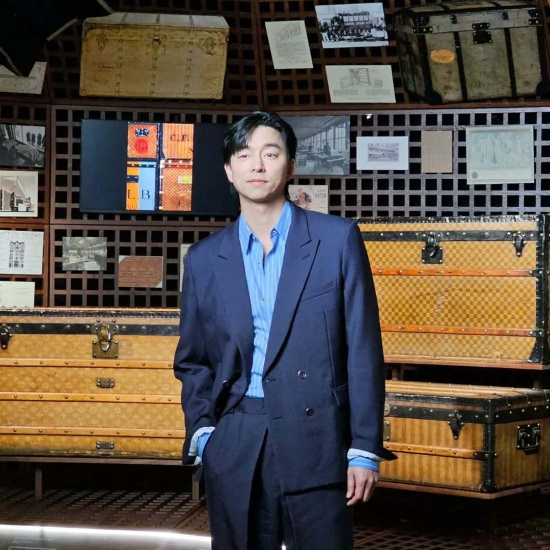 Gong Yoo dan Song Hye Kyo rampungkan syuting drama Korea Show Business (credit:instagram.com/gongyoo_official)