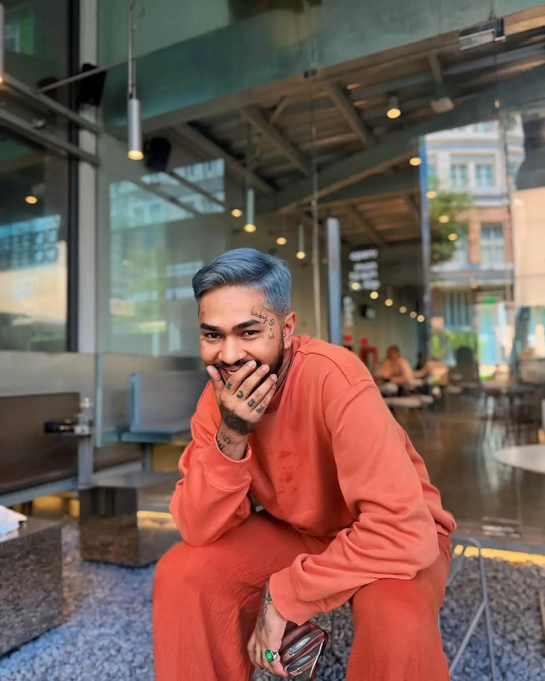 instagram.com/onadioleonardo_official