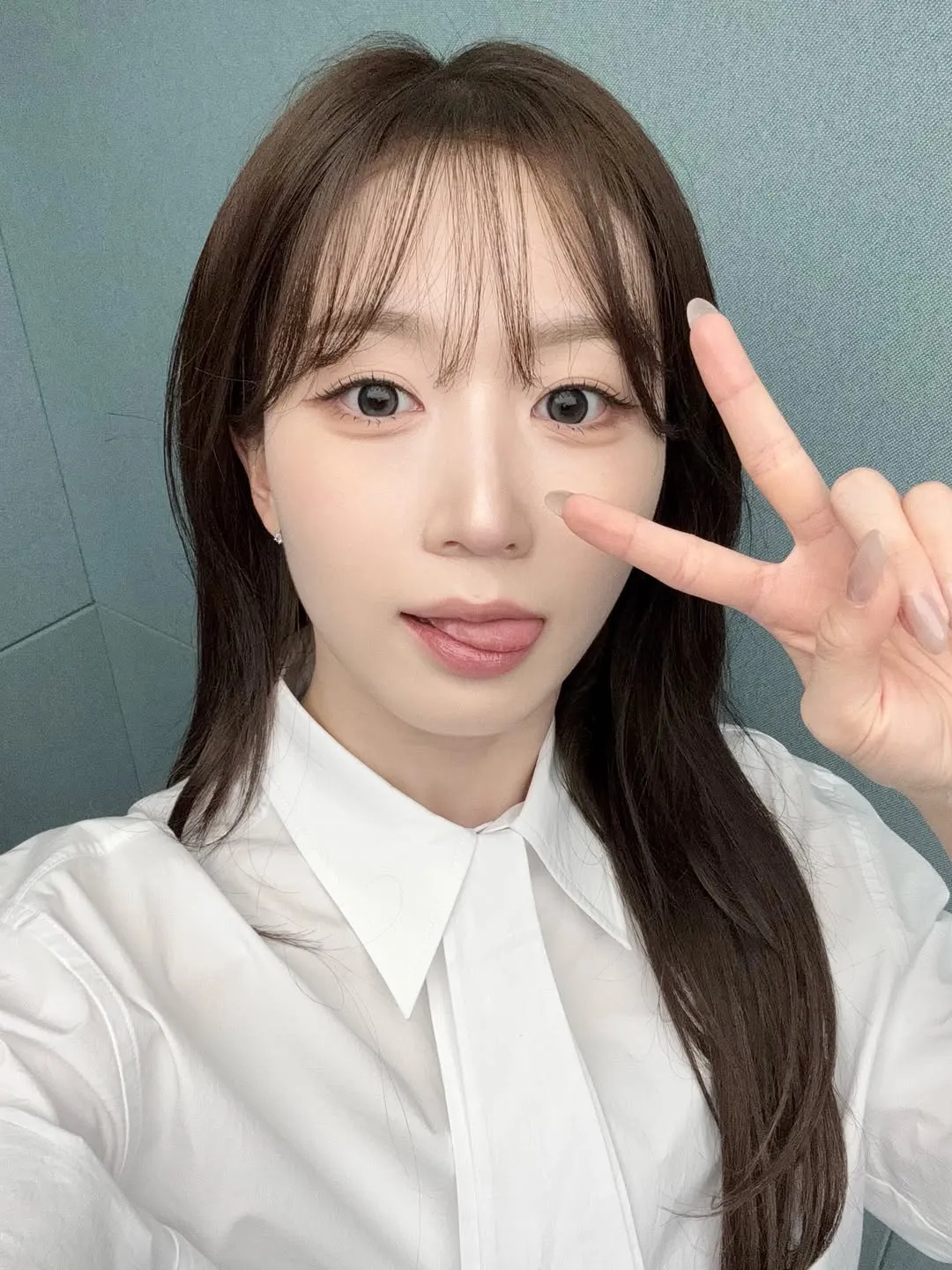 Haewon NMIXX Ungkap Asal Usul Meme Oemochek (credit: instagram/nmixx_official)