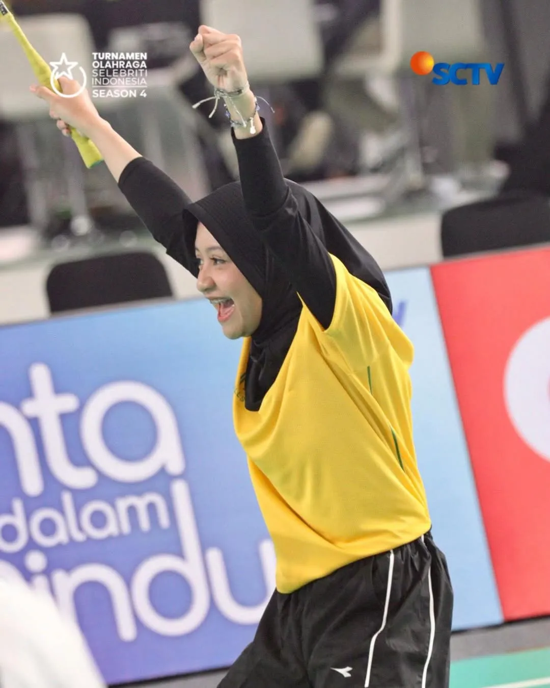 Halda Rianta Pakai Kaus Kuning © instagram.com/sctv