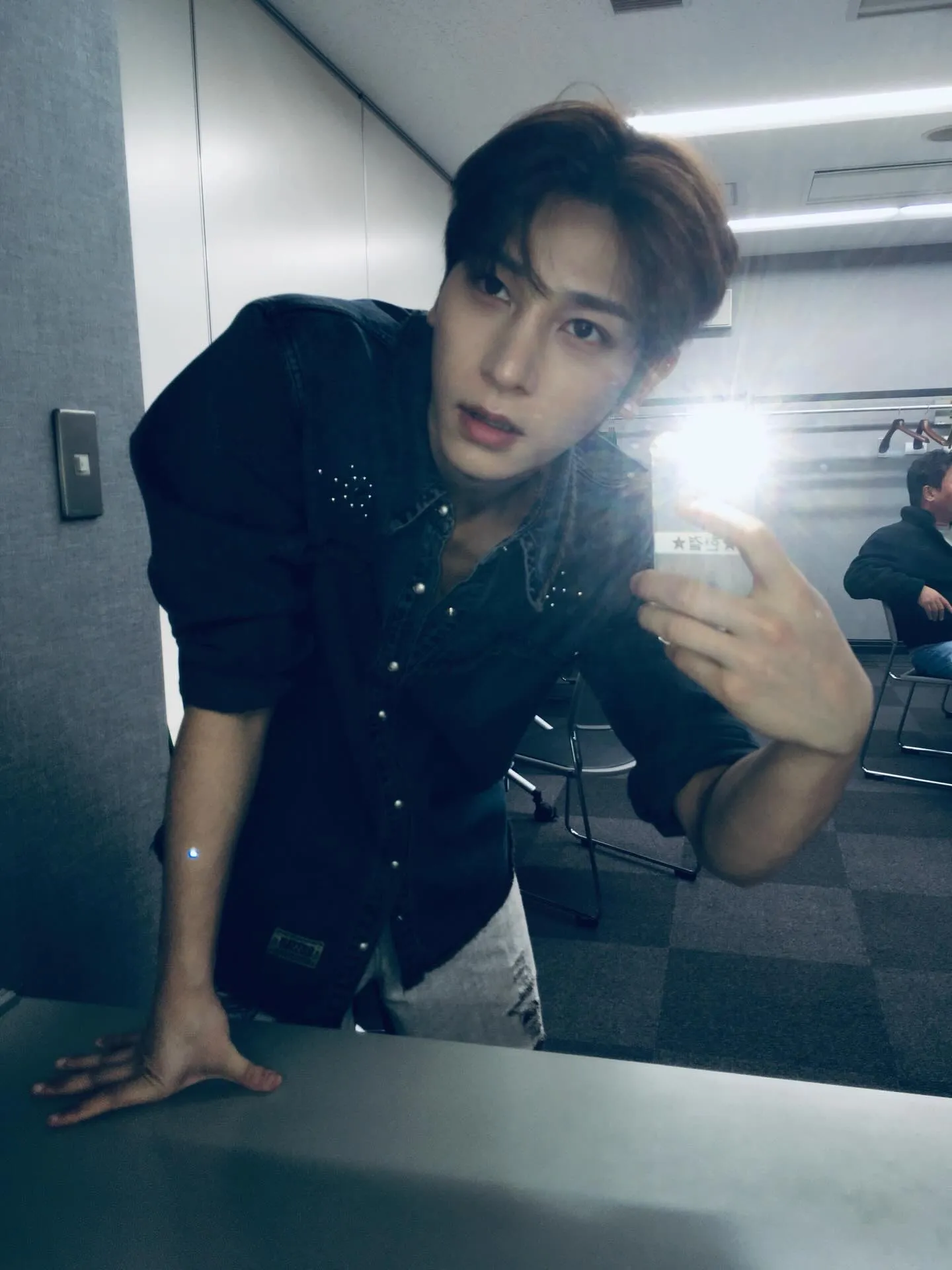 Hangyul mirror selfie/Instagram.com/1gyul_2gyul
