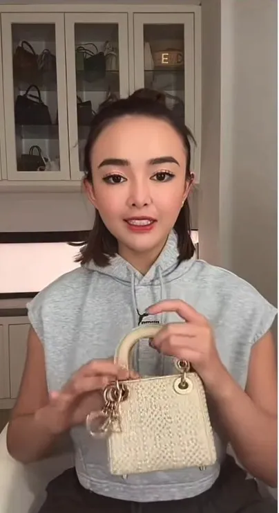 Tas Dior Amanda Manopo (credit: tiktok.com/@agml612)