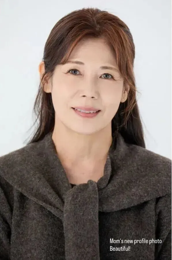 Ibunda Han Hyo Joo bakal debut di dunia hiburan (credit: Instagram.com/hanhyojoo222/)