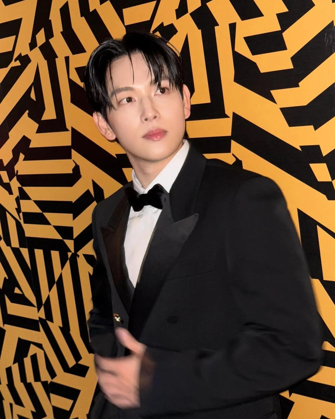 Im Siwan gabung SM Entertainment dan siap rilis album solo pertamanya (credit:instagram.com/yim_siwang)
