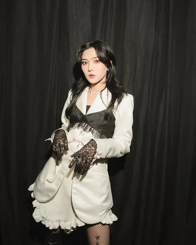 Isyana Sarasvati (credit: instagram/isyanasarasvati)