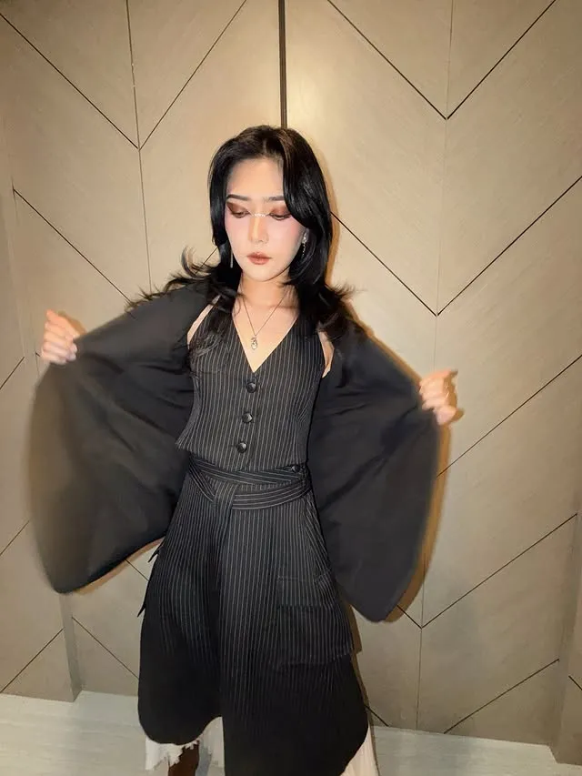 Isyana Sarasvati (credit: instagram/isyanasarasvati)