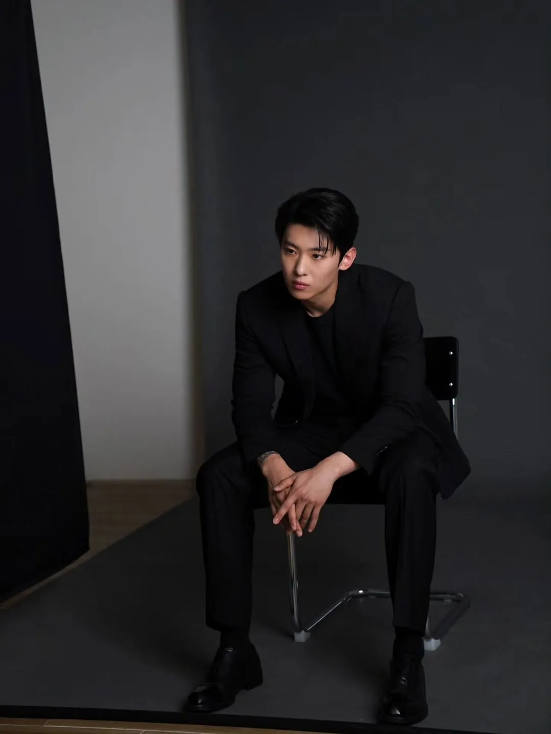 Jennie BLACKPINK dan Dex akan bintangi MANITO CLUB (credit: instagram/dex_xeb)