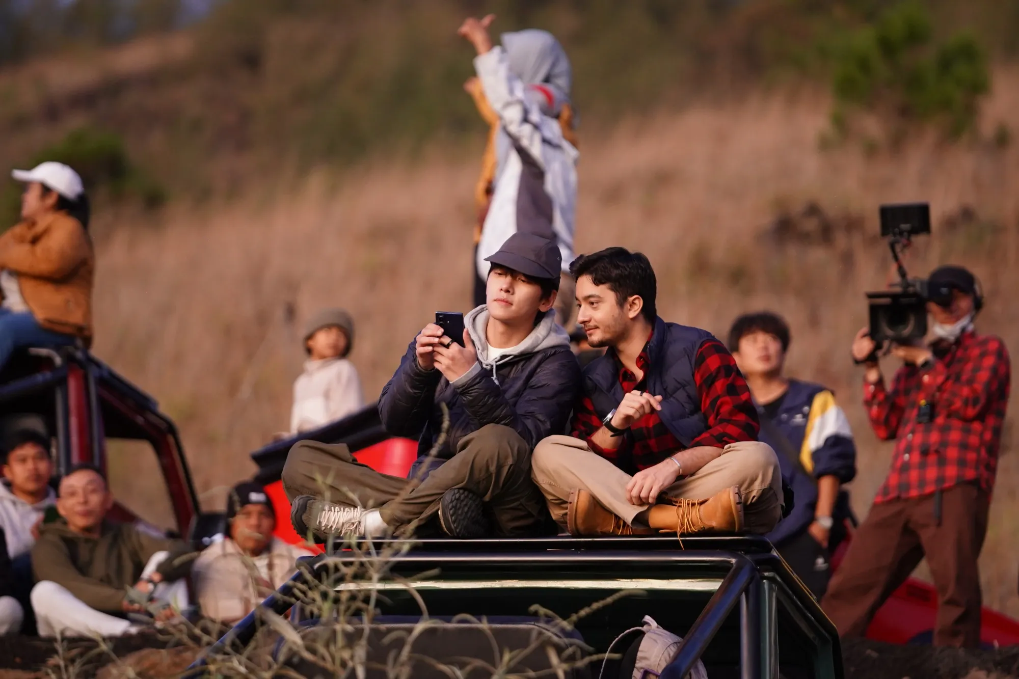 Perjalanan Ji Chang Wook Menikmati Pesona Indonesia (Foto: Viu)