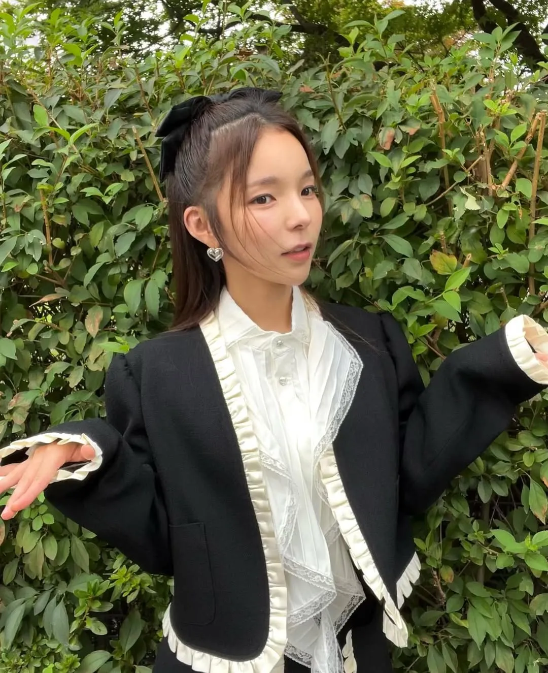 Profil Singkat Park Jin Joo (credit: Instagram.com/jinjoo1224/)