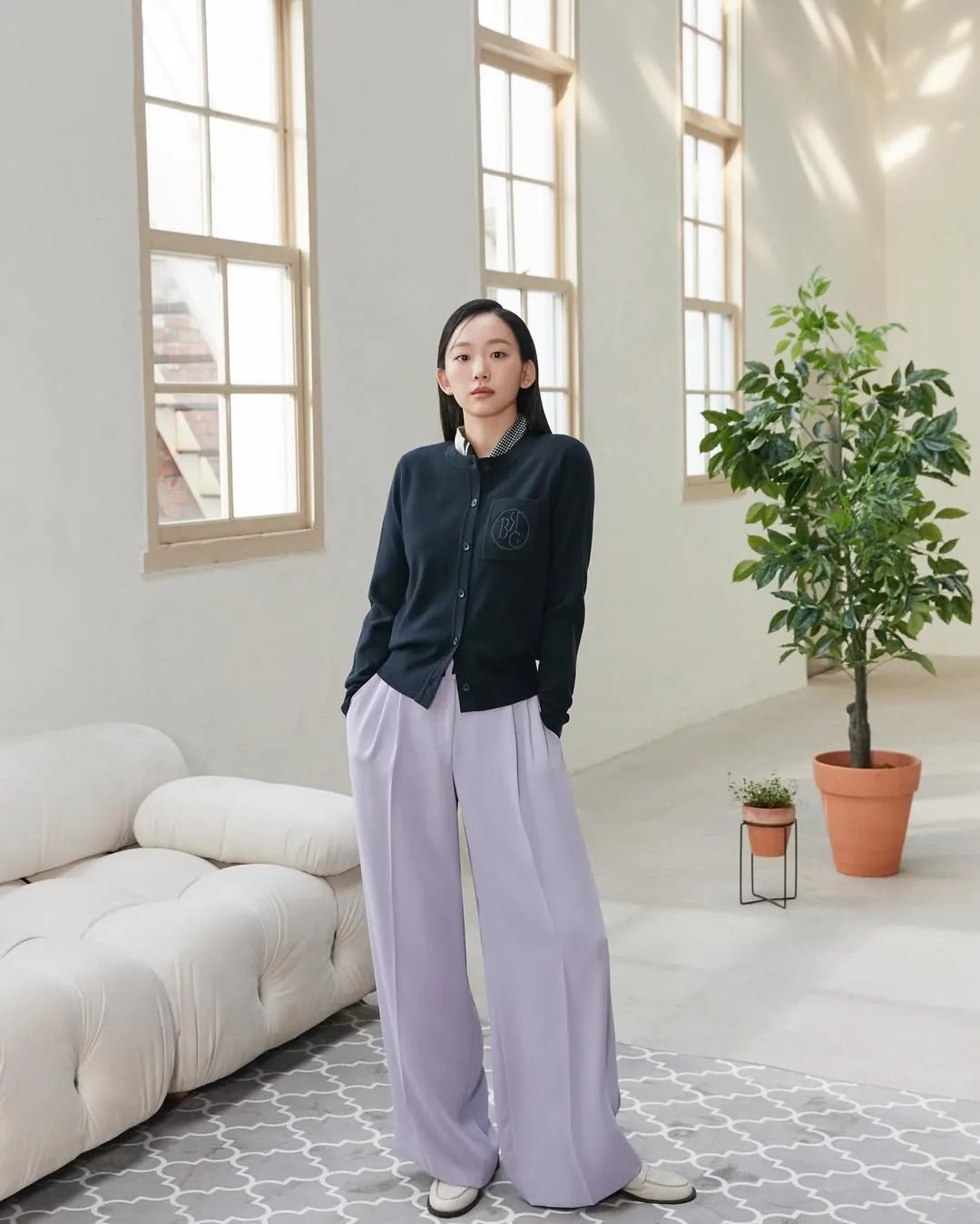 outfit pastel/Instagram @jinkijoo