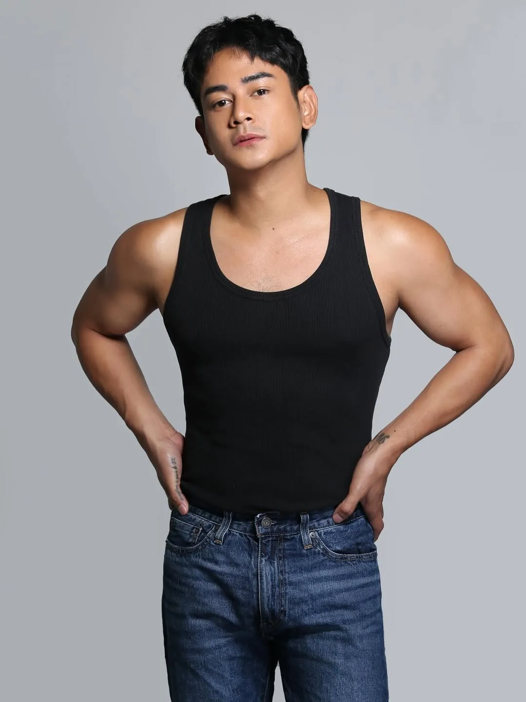 Dwi Andhika Pakai Singlet © instagram.com/dwiandhika3486