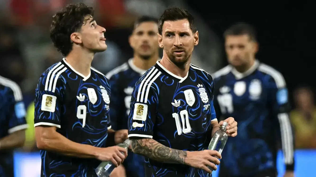 Penyerang Timnas Argentina, Lionel Messi, saat melawan Timnas Yordania. (Bola.com/Dok.AFP/Paul ELLIS).