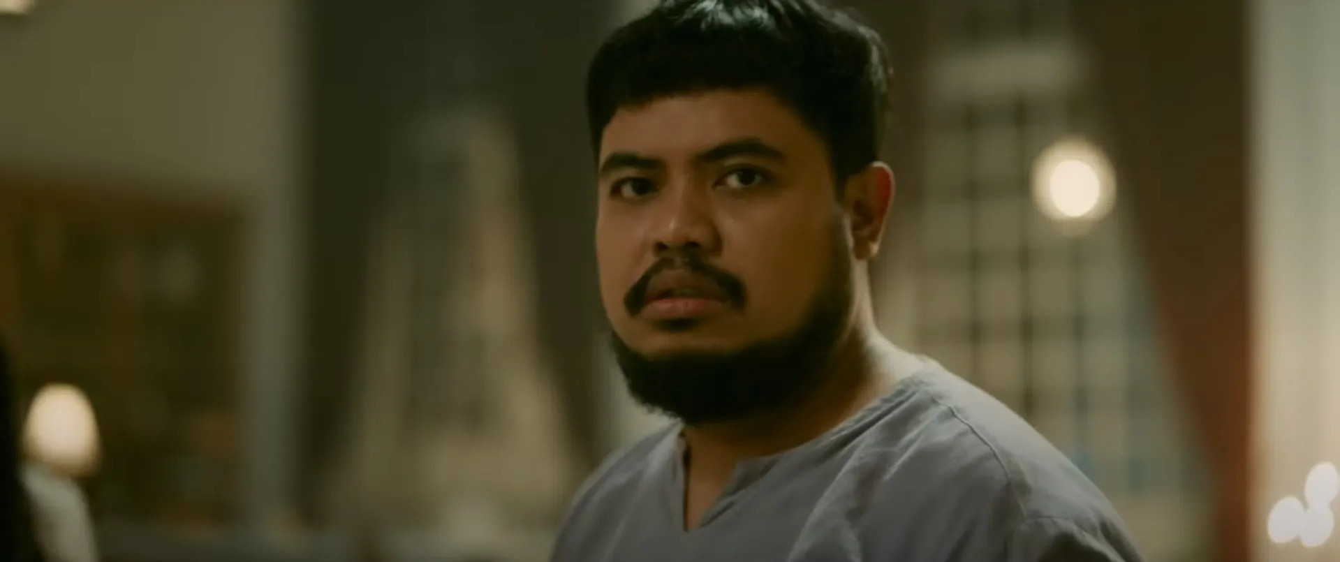 KANG SOLAH FROM KANG MAK X NENEK GAYUNG Masuk 10 Besar Film Paling Laris (credit: YouTube/CINEMA 21)