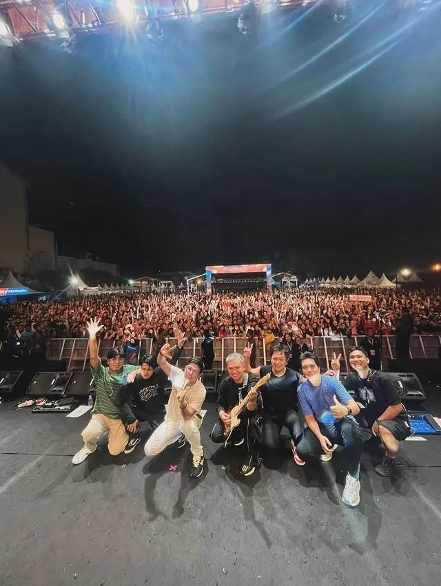 Kangen Band di panggung © instagram.com/babang_andikamahesa
