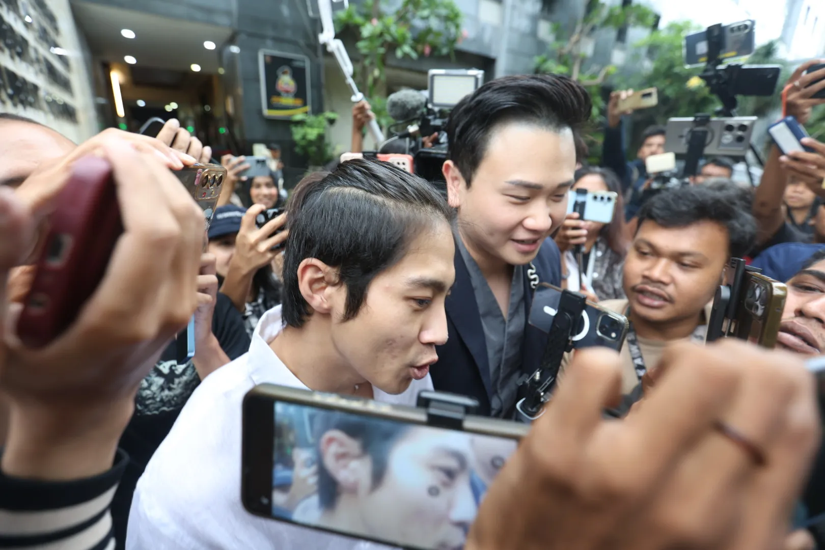 DJ Panda di Depan Awak Media (cr:KapanLagi.com/Budy Santoso)