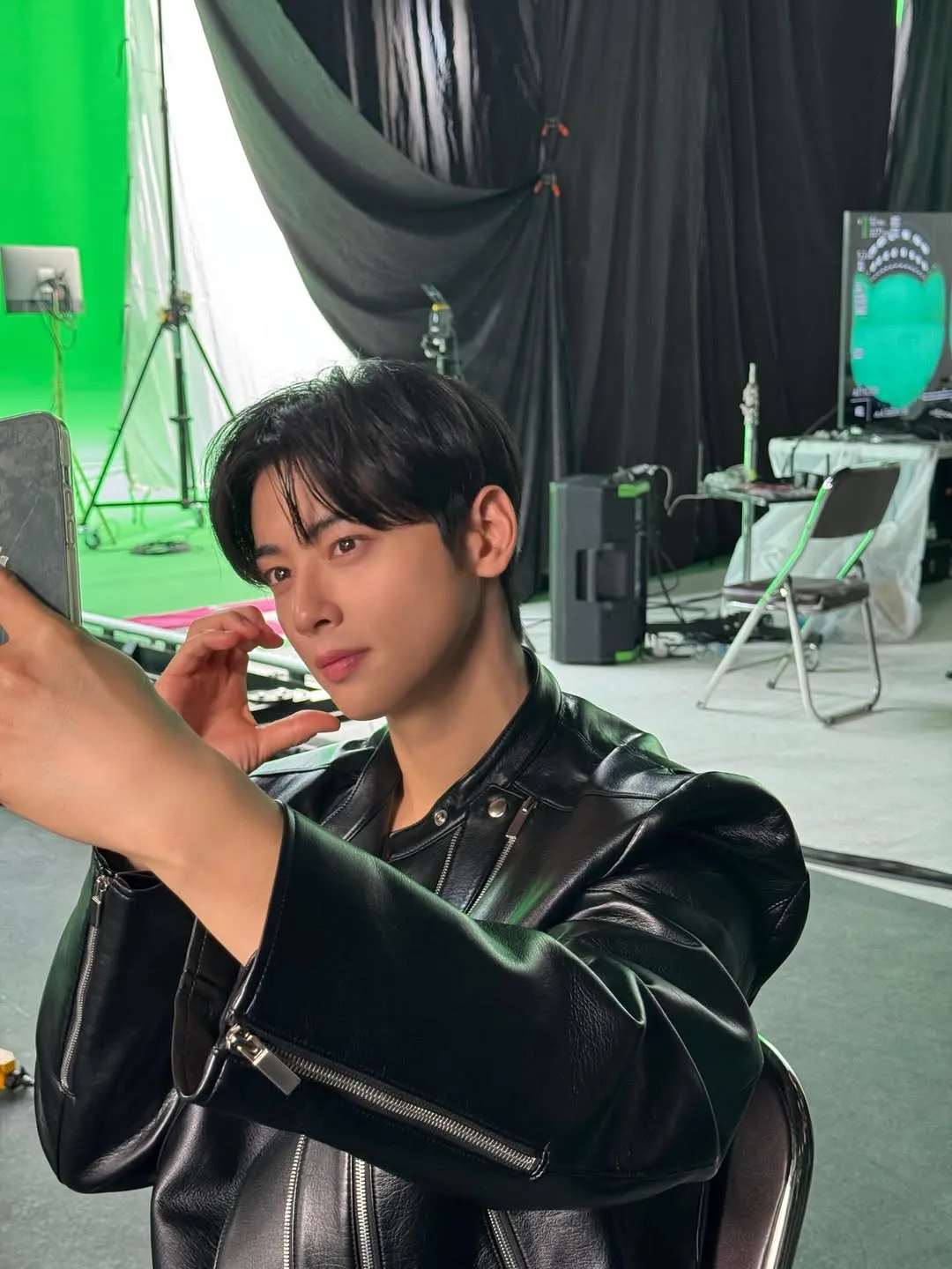 Cha Eun Woo (credit: Instagram/eunwo.o_c)