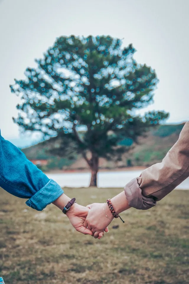Pengertian dan Makna Kata Kata Motivasi Cinta (c) unsplash.com