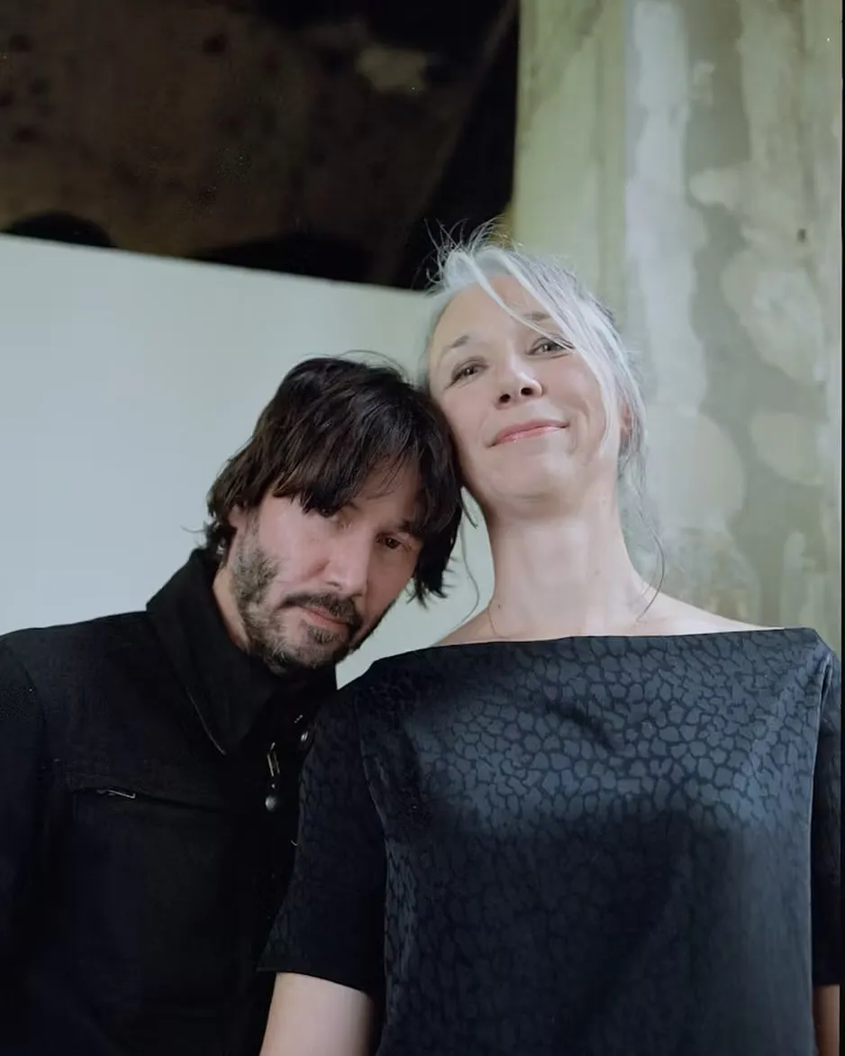 Keanu Reeves dan Alexandra Grant (credit: instagram/keanureeves.media)