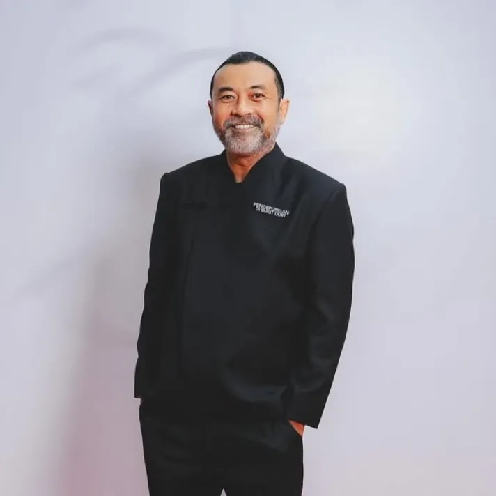  instagram.com/kikinarend)