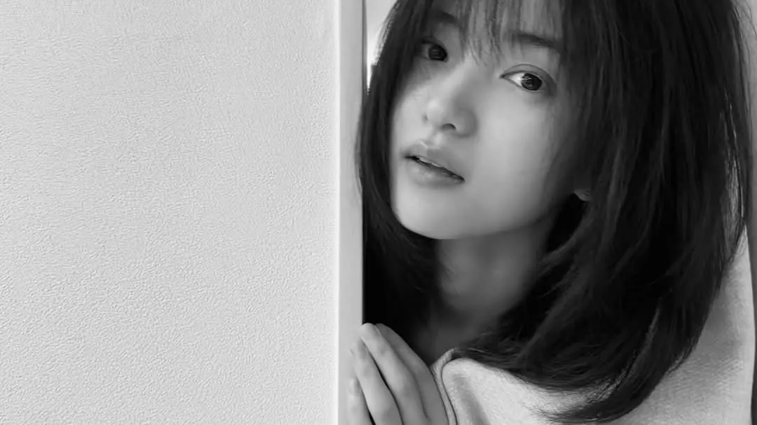 Kim Tae Ri Bakal Gabung Variety Show (credit: instagram/kimtaeri_official)