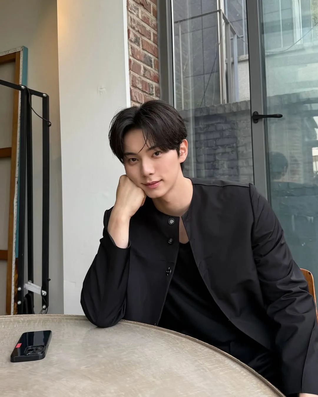 Sosok Lee Chae Min