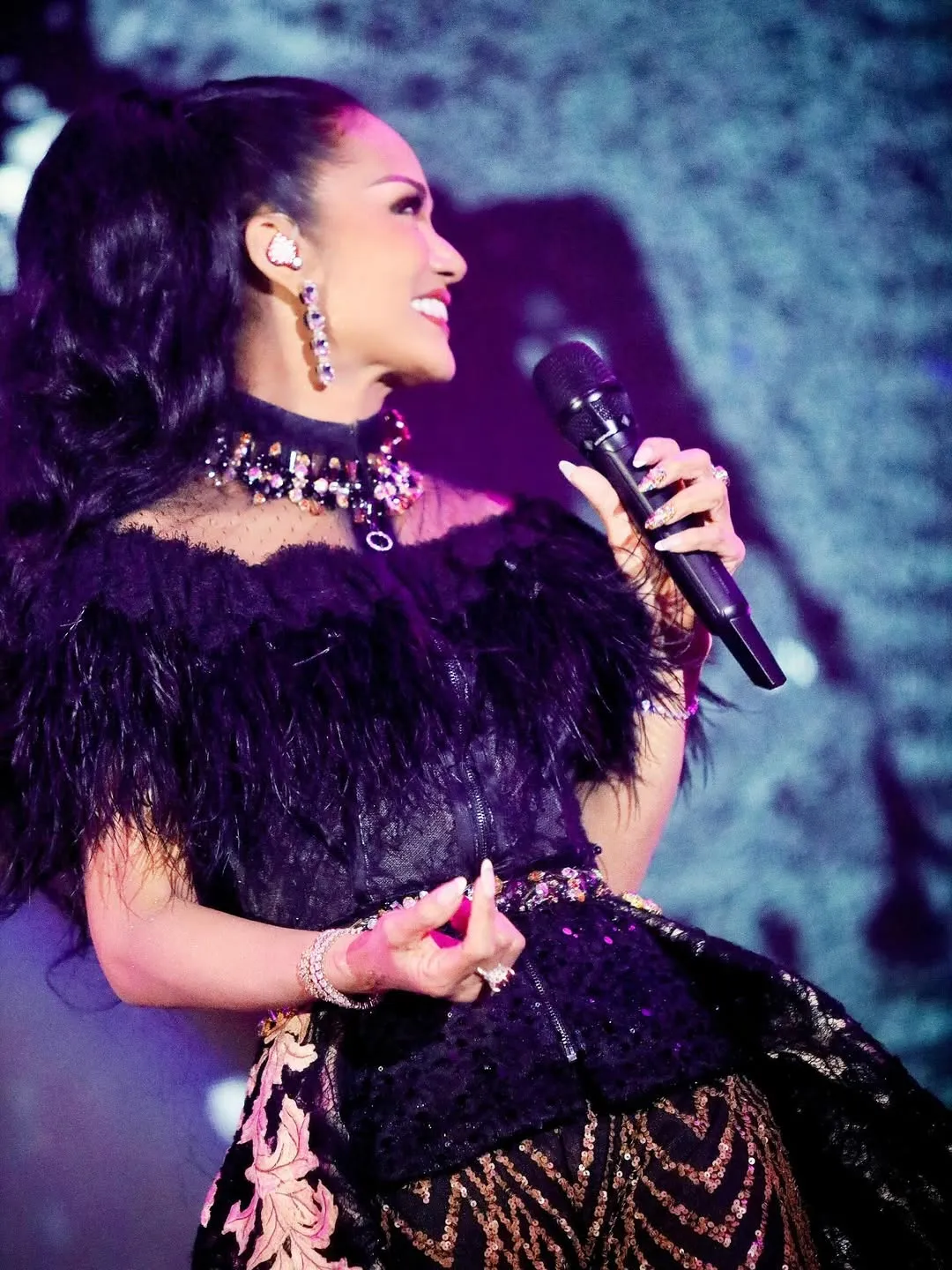 Kris Dayanti Menyanyi © instagram.com/krisdayantilemos