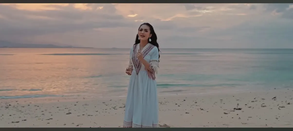 Kris Dayanti (credit: Youtube Kris Dayanti)