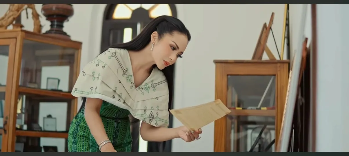 Kris Dayanti (credit: Youtube Kris Dayanti)