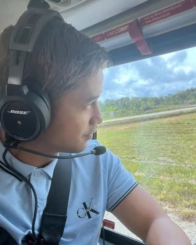 Adly Fairuz naik helikopter © instagram.com/adlyfairuz