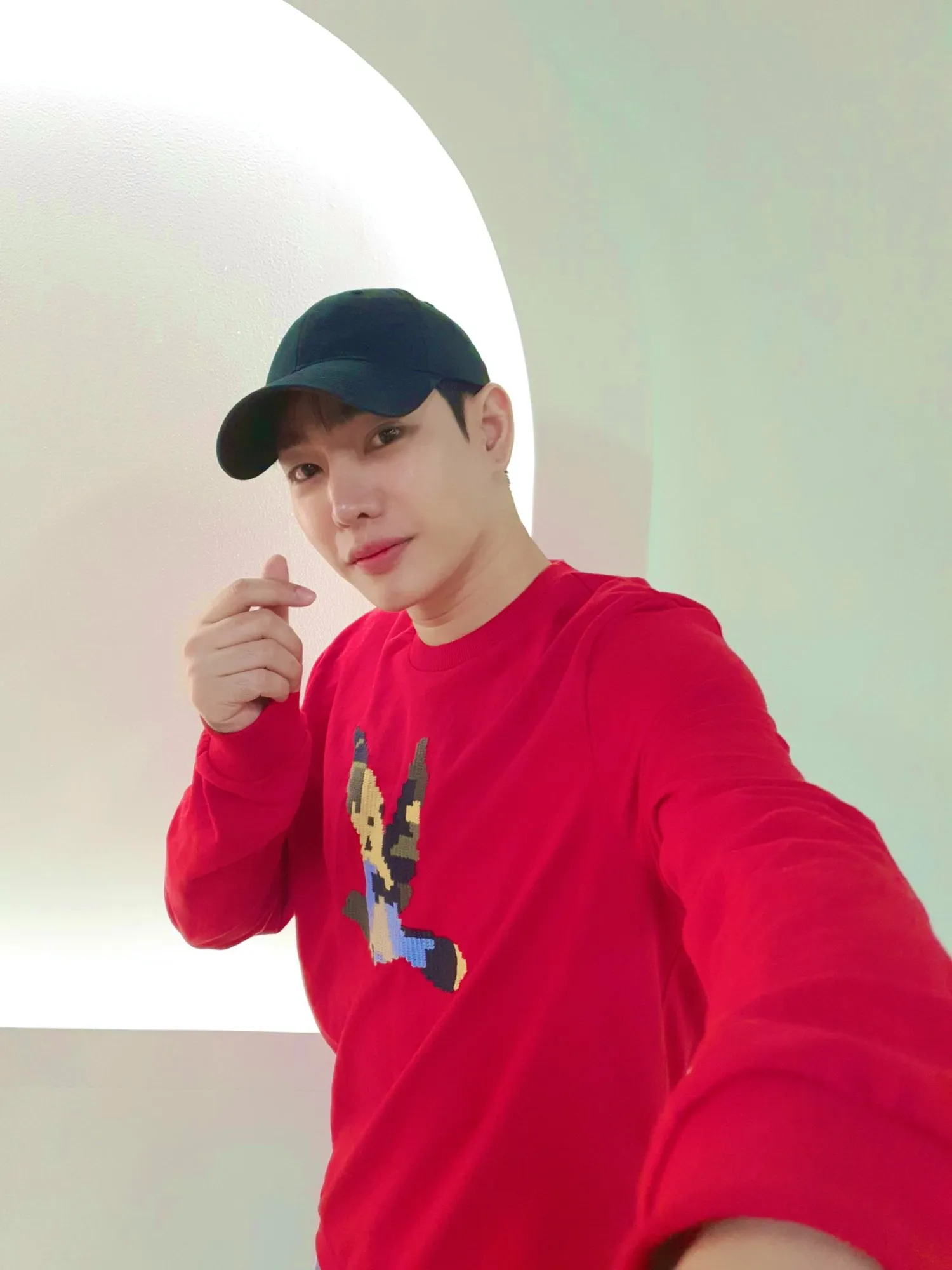 Kronologi Penyanyi Thailand Peck Palitchoke Alami Penusukan (credit: X/peckpalit)