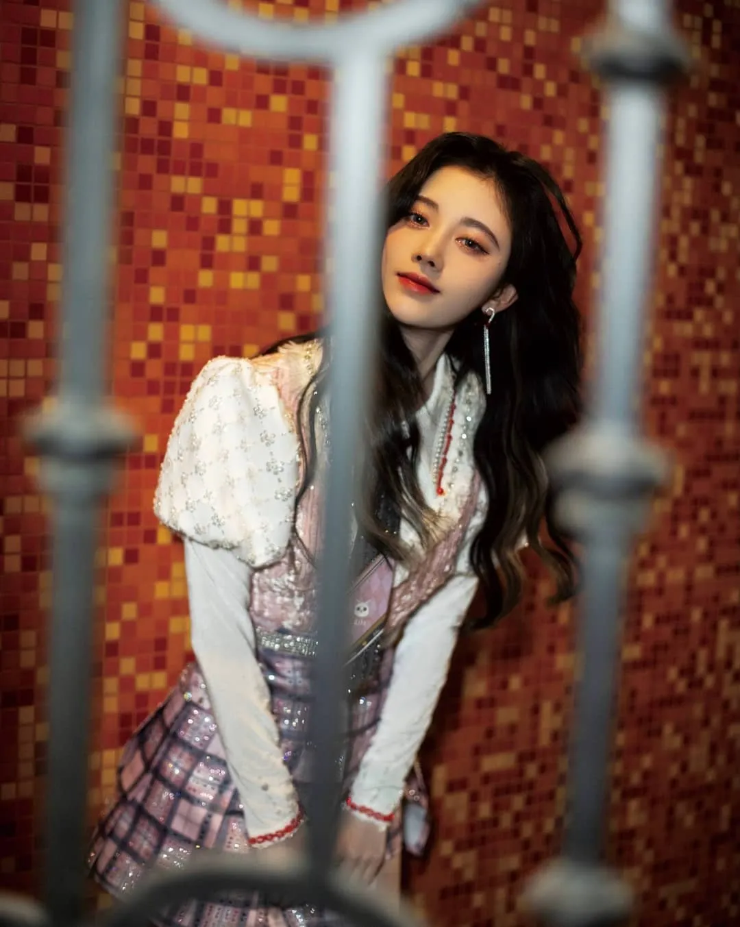 Ju Jing Yi - instagram.com/@ju__jingyi