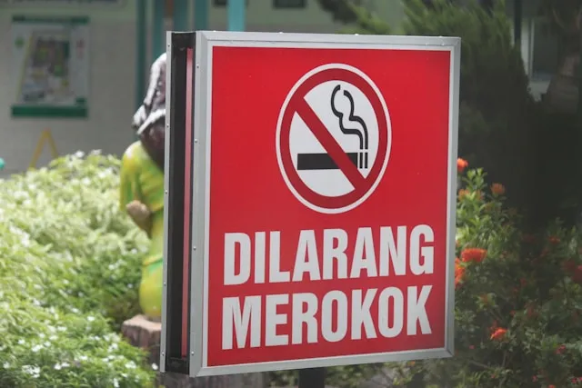 Pengertian dan Makna Kata-Kata Rokok Lucu (c) unsplash.com