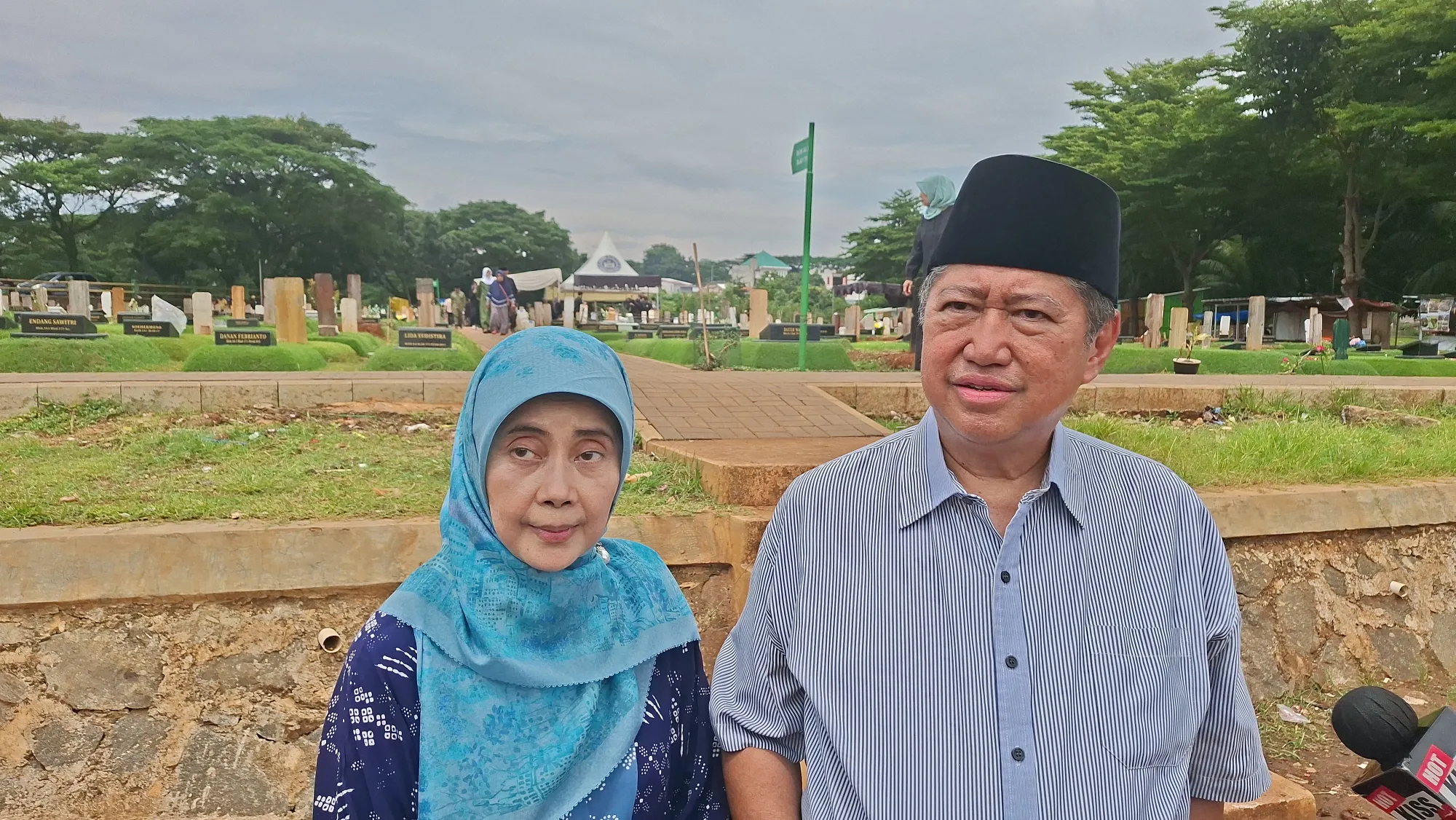 Harry Kiss tanggapi hilangnya lampu solar panel yang dia pasang (KapanLagi/Fikri Alfi Rosyadi)