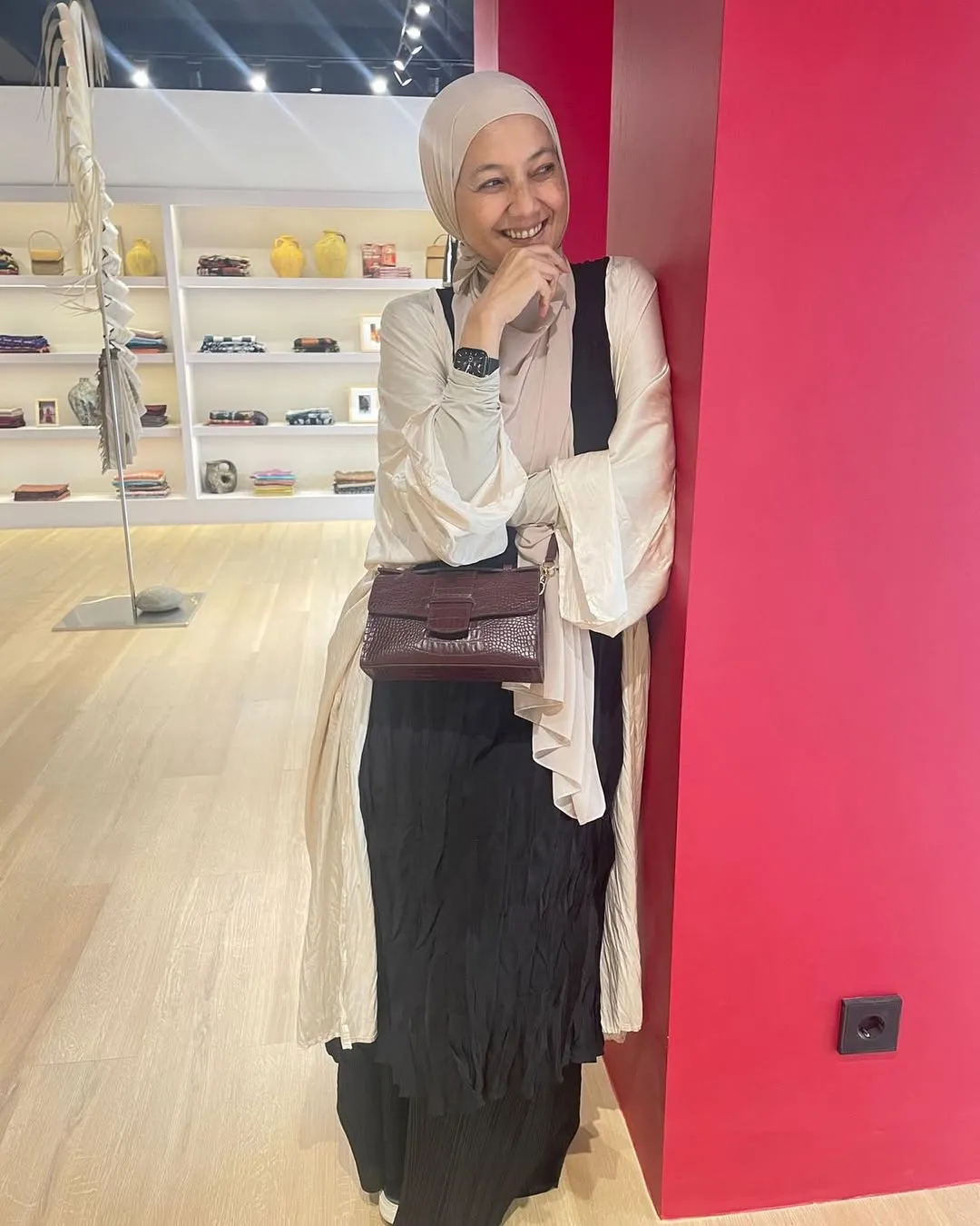 Peran Cut Mini di film KOMANG (credit: Instagram.com/mincrut/)