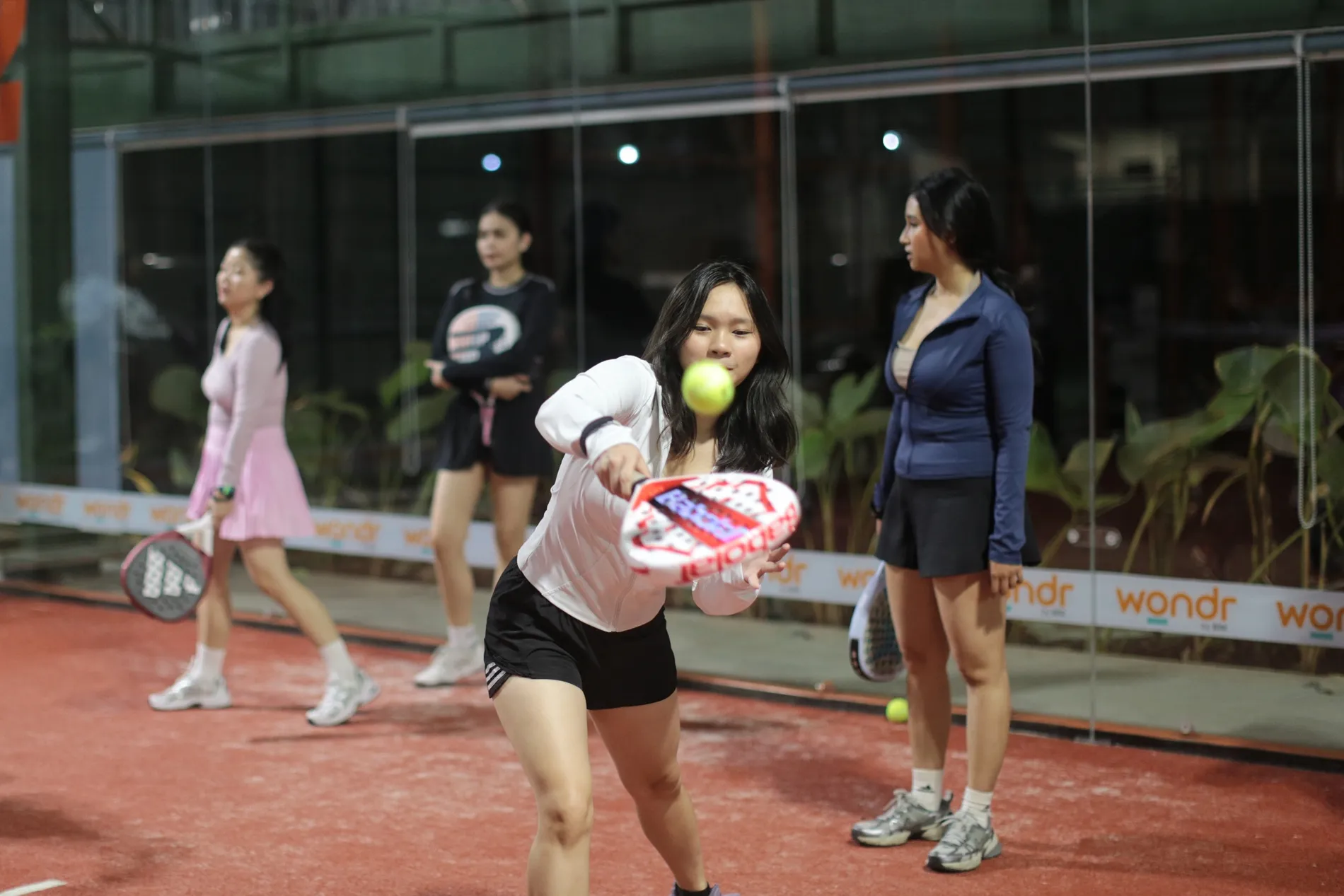 Tren Baru: Padel Bertemu Pilates