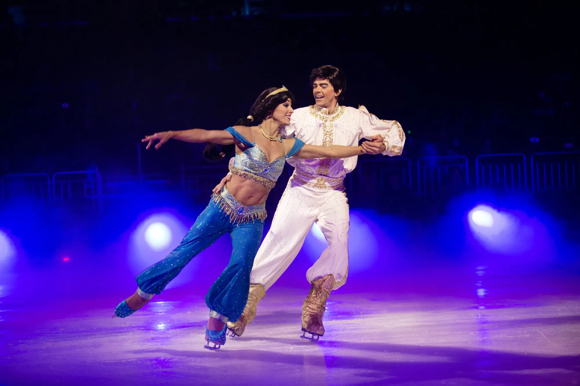 Lagu Disney favorit menghidupkan setiap adegan. (sumber: Disney On Ice)