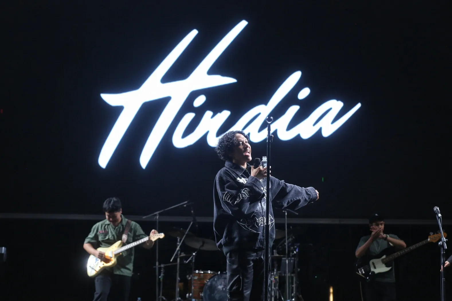 Penampilan Hindia di KapanLagi Buka Bareng 2025 (Credit: KLY)