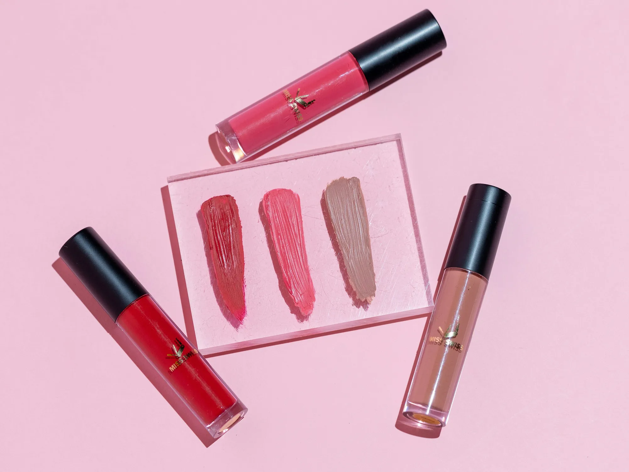 Ilustrasi Lipstik/Photo by Ashley Piszek on Unsplash
