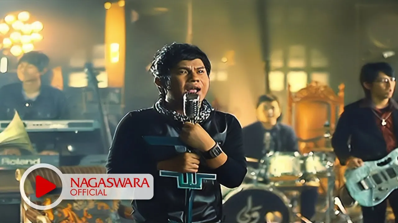 Wali Band - Doaku Untukmu Sayang (Official Music Video NAGASWARA) (Credit: @NagaswaraOfficial)